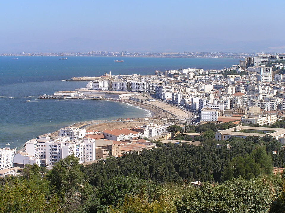 Fichier:Algiers coast.jpg